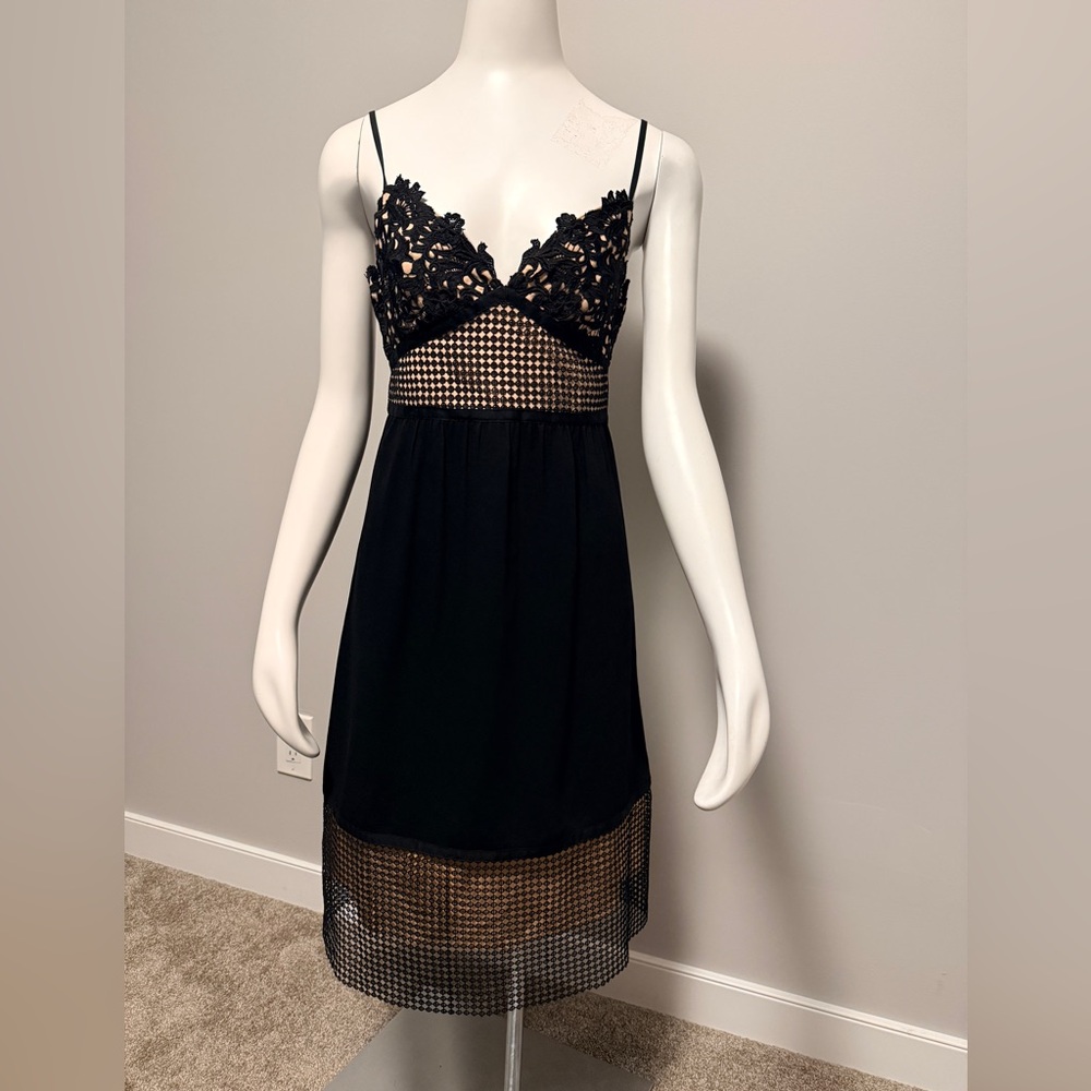 Theory Black/nude midi dress size 4